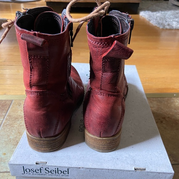 Leather ankle boot - Picture 4 of 5